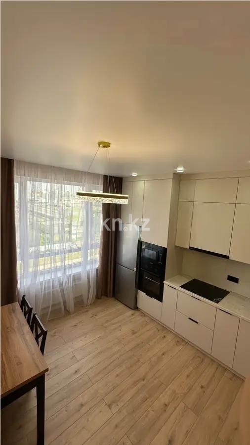 Продажа 2-комнатной квартиры, 76 м², ул. Нурмагамбетова, дом  23 в Астане - фото 3