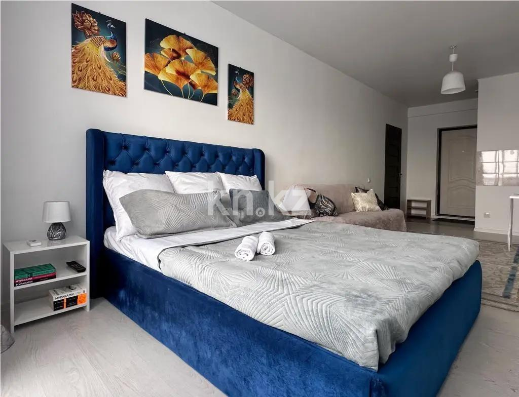 Продажа 1-комнатной квартиры, 35 м², ул. Толе би, дом  285/8 в Алматы - фото 2