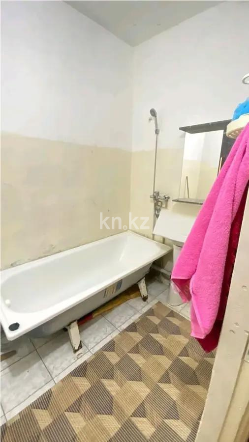 Продажа 1-комнатной квартиры, 39.2 м², мкр-н Кокжиек, дом  42 в Алматы - фото 3