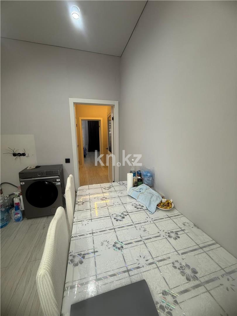 Продажа 2-комнатной квартиры, 68 м², 067 учетный квартал в Караганде - фото 5