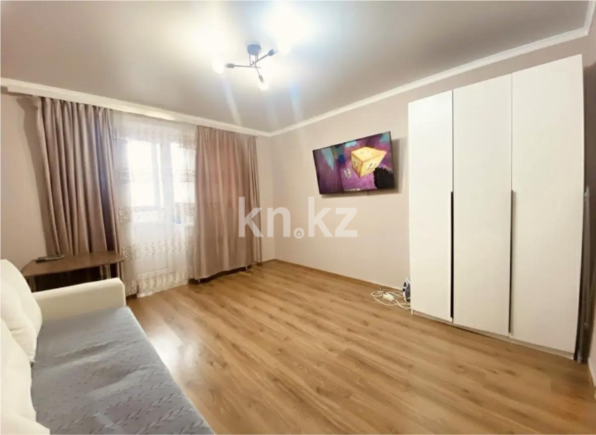 Продажа 2-комнатной квартиры, 57 м², пр. Абылай хана, дом  54 в Астане