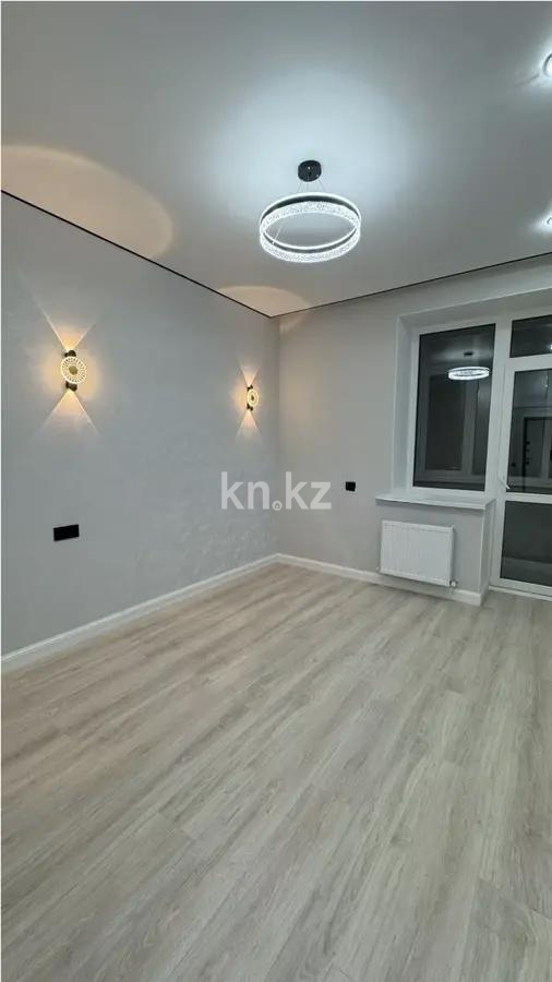 Продажа 2-комнатной квартиры, 40 м², ул. Тынышбайулы, дом  6 стр в Астане