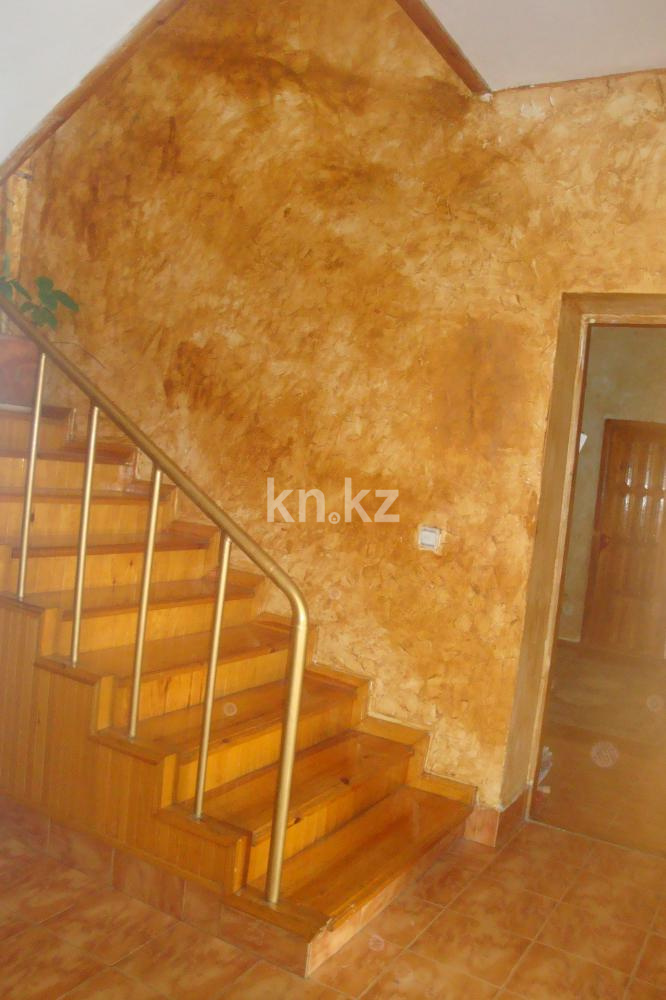 Продажа 8-комнатного дома, 195 м², ул. Есенина в Шымкенте - фото 3