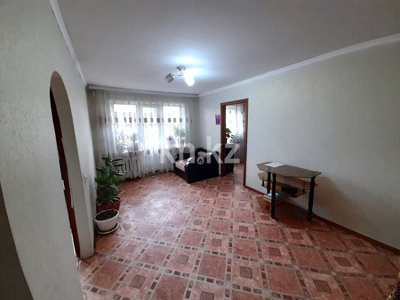 Продажа 2-комнатной квартиры, 44 м², пр. Н. Абдирова в Караганде - фото 2