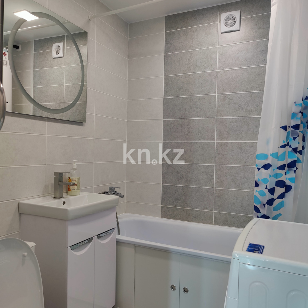 Аренда 1-комнатной квартиры посуточно, 35 м², ул. Гапеева, дом  6 в Караганде - фото 5