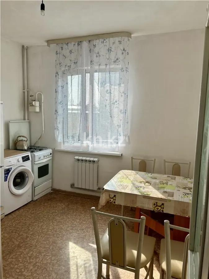 Продажа 1-комнатной квартиры, 40 м², мкр-н Кокжиек, дом  47 в Алматы - фото 2