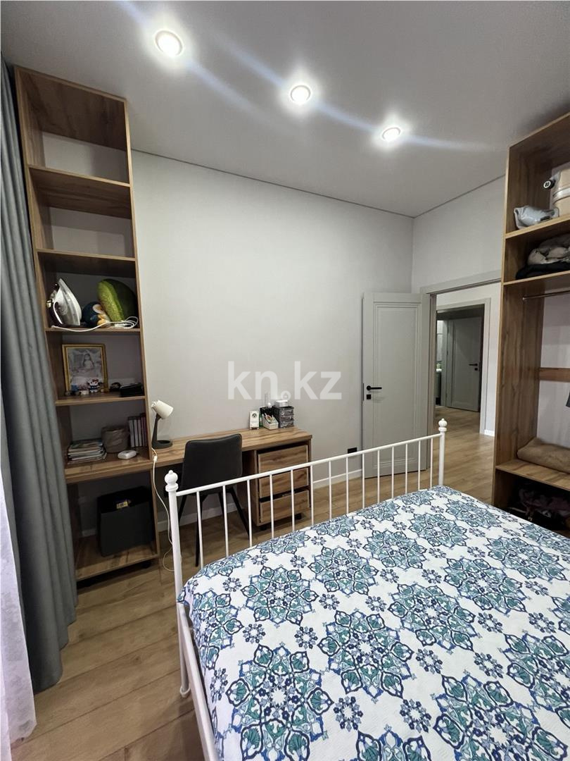 Продажа 4-комнатной квартиры, 104 м², ул. Кулкыбаева в Караганде - фото 8