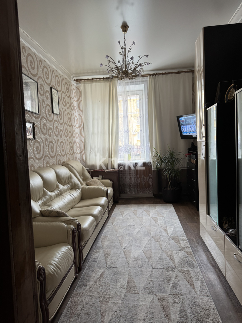 Продажа 3-комнатной квартиры, 65.8 м² в Караганде
