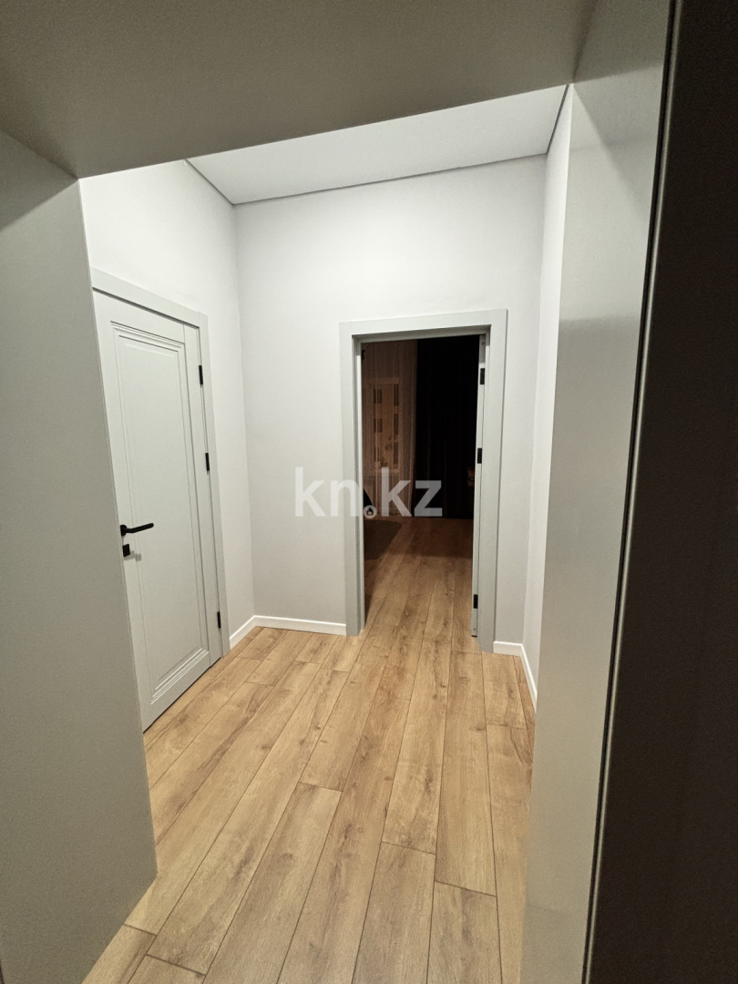 Продажа 4-комнатной квартиры, 105 м², ул. Кулкыбаева, дом  13 в Караганде - фото 4