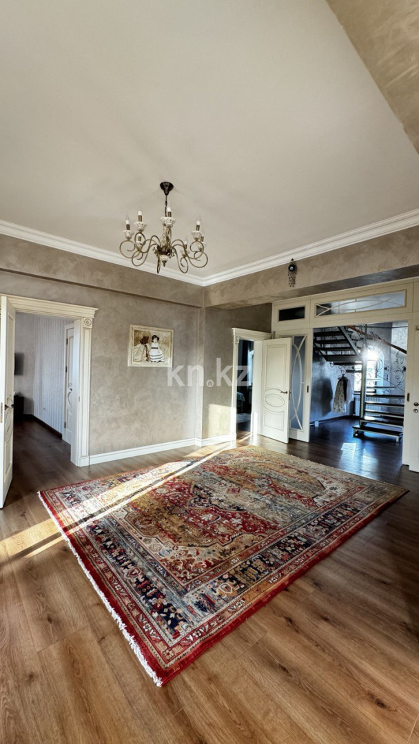 Продажа 7-комнатного дома, 400 м² в Алматы - фото 11