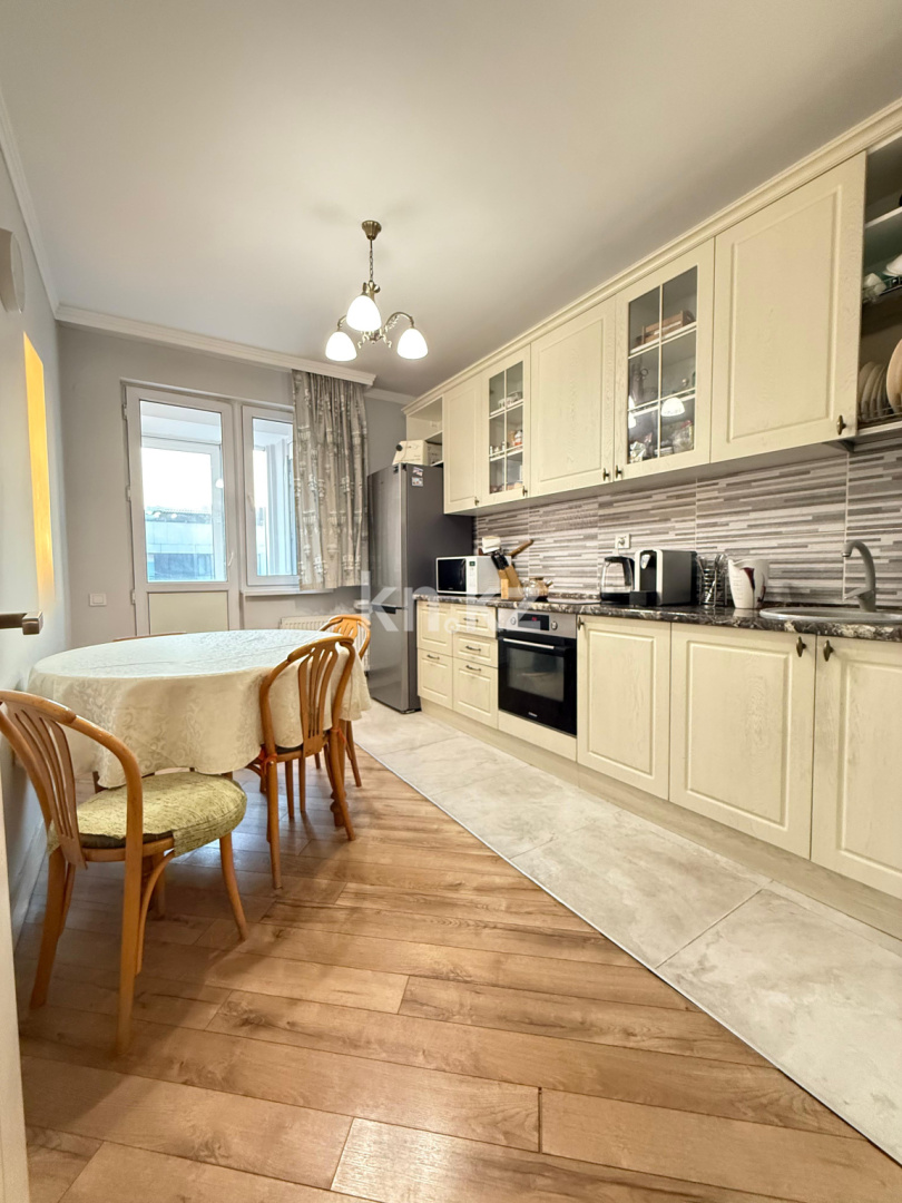 Продажа 3-комнатной квартиры, 105 м², пр. Абая, дом  130 в Алматы - фото 8