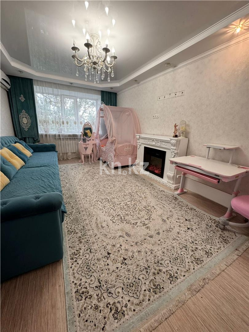 Продажа 3-комнатной квартиры, 64 м², 6-й мкр. в Караганде - фото 2