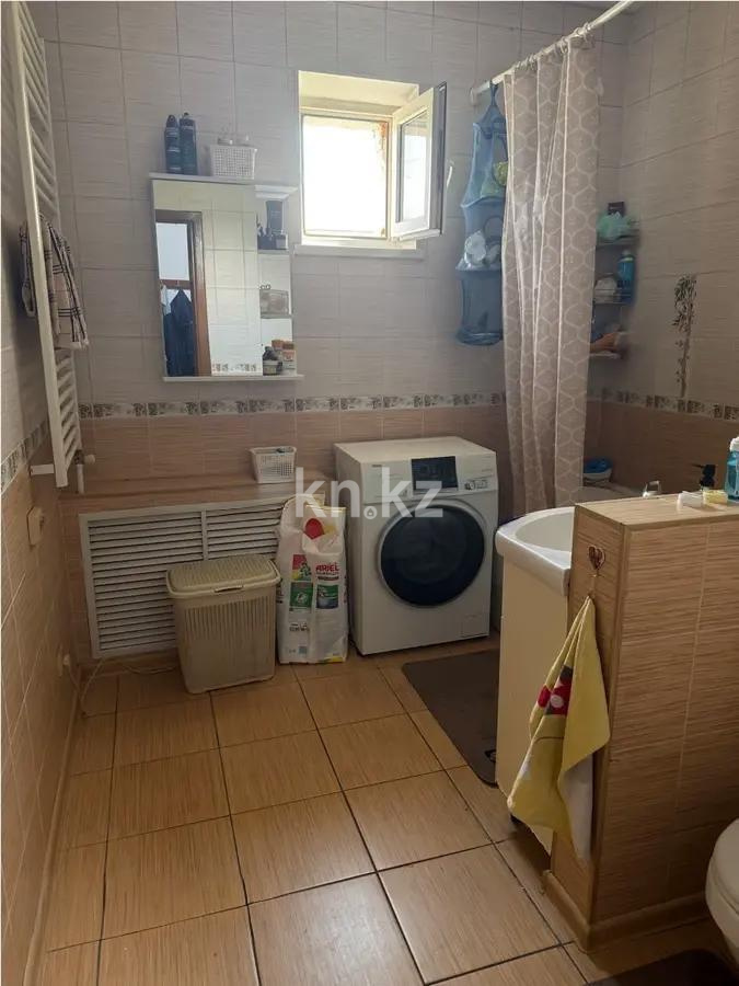 Продажа 3-комнатной квартиры, 64.8 м², мкр-н Казахфильм, дом  32 в Алматы - фото 5