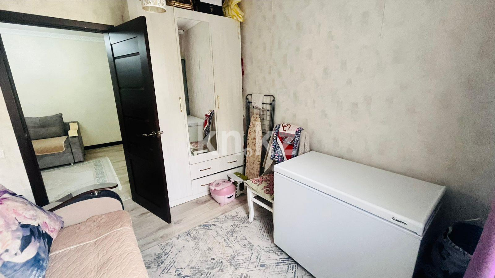 Продажа 4-комнатной квартиры, 62 м², мкр-н 16 в Караганде - фото 8