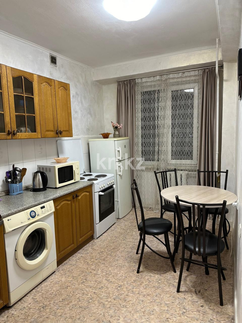 Аренда 2-комнатной квартиры посуточно, 60 м², мкр-н Коктем-2, дом  1 в Алматы - фото 12