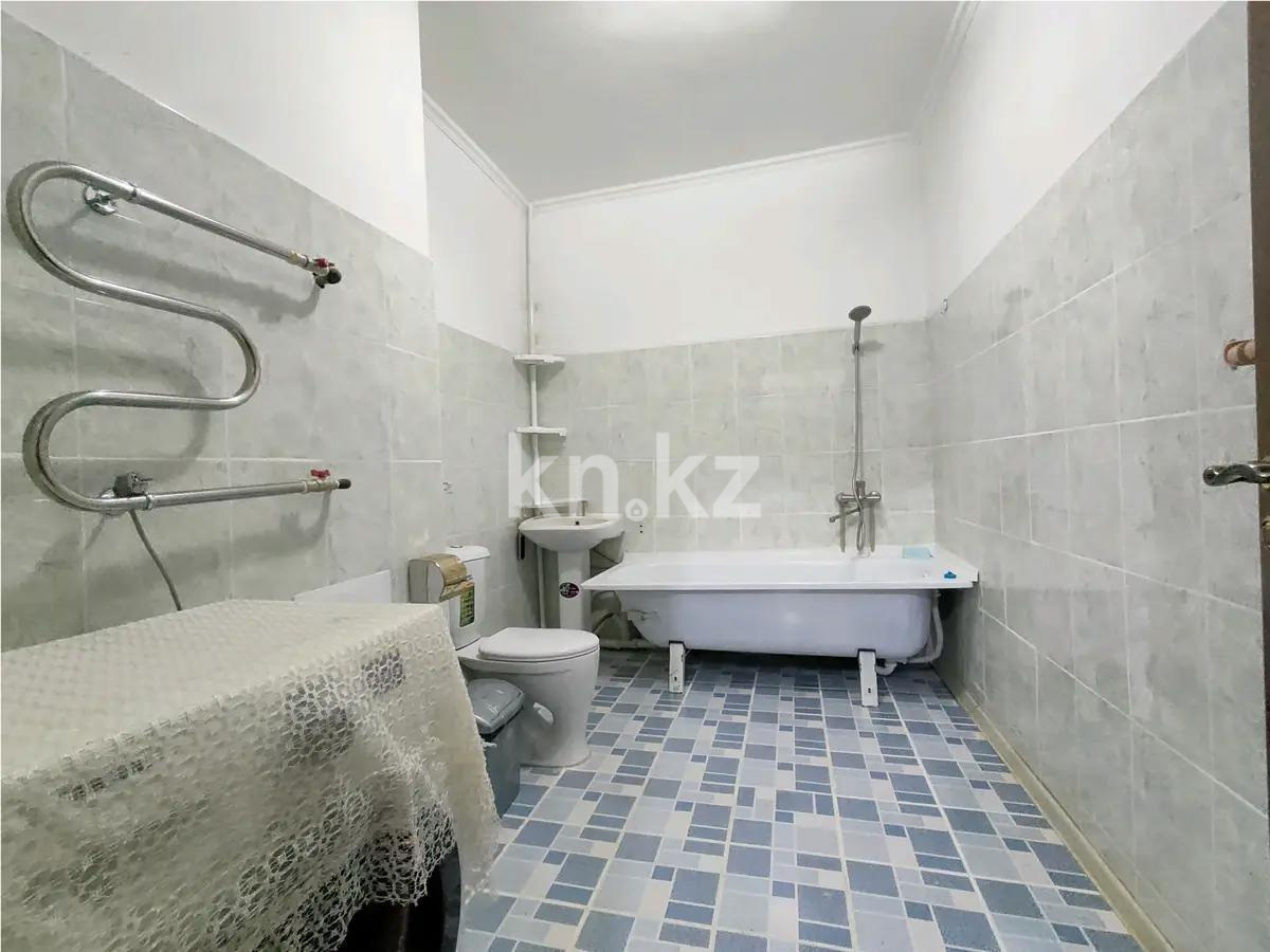 Продажа 1-комнатной квартиры, 63 м², ул. Жуалы, дом  1 в Алматы - фото 3