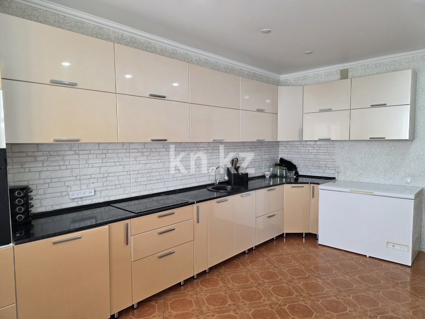 Продажа 3-комнатной квартиры, 93.7 м² в Караганде - фото 13
