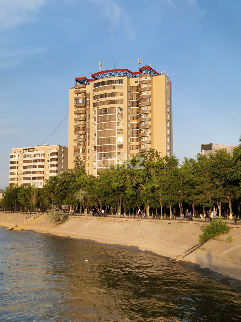 Продажа 4-комнатной квартиры, 129.6 м², ул. Смагулова, дом  56а в Атырау - фото 32