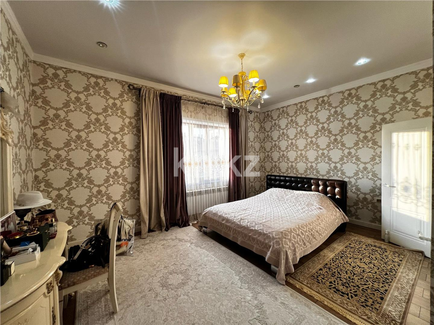 Продажа 7-комнатного дома, 320 м², ул. Кабжанова в Караганде - фото 11