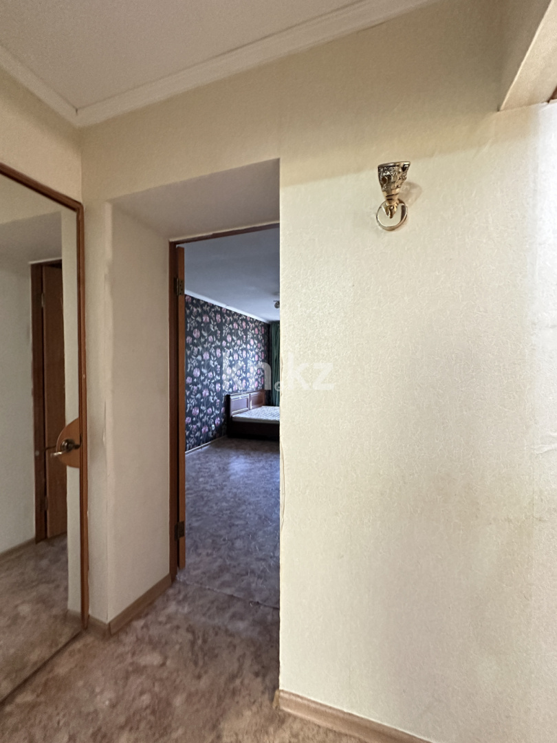 Продажа 2-комнатной квартиры, 45.8 м², ул. Аманжолова, дом  17 в Караганде - фото 14