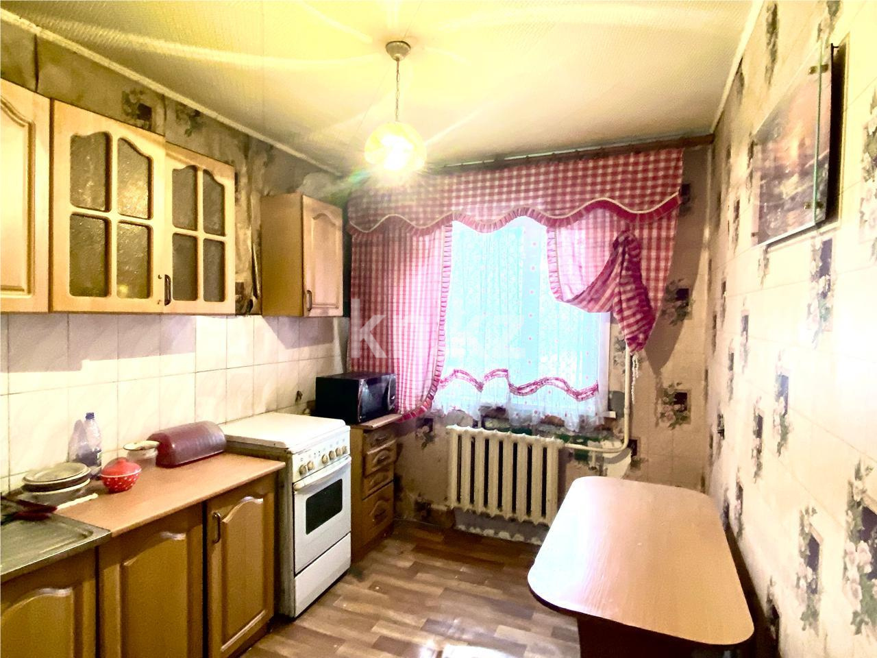 Продажа 3-комнатной квартиры, 68 м², мкр-н 16 в Караганде - фото 4