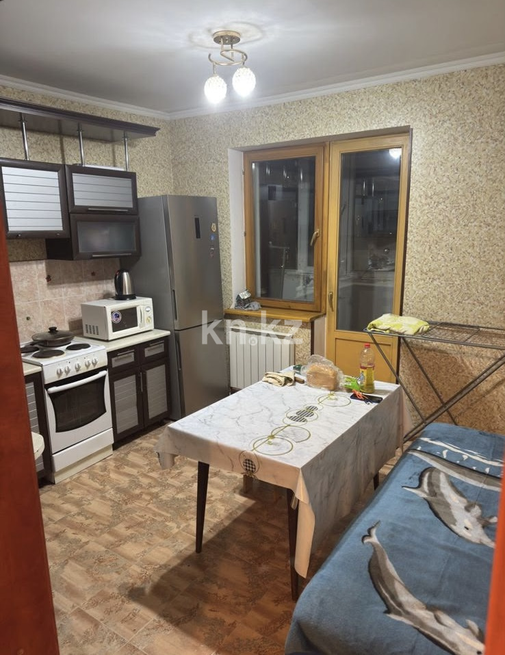 Аренда 1-комнатной квартиры, 38 м² в Астане