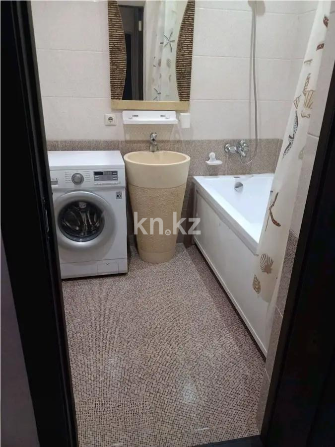 Продажа 2-комнатной квартиры, 65 м², ул. Нарикбаева, дом  9 в Астане - фото 4