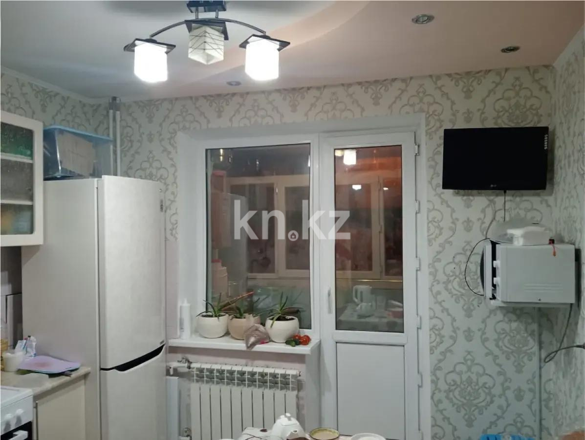 Продажа 4-комнатной квартиры, 92 м², мкр-н 8, дом  34 в Темиртау - фото 4