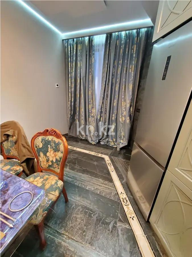 Продажа 2-комнатной квартиры, 73.3 м², пр. Аль-Фараби, дом  11 в Алматы