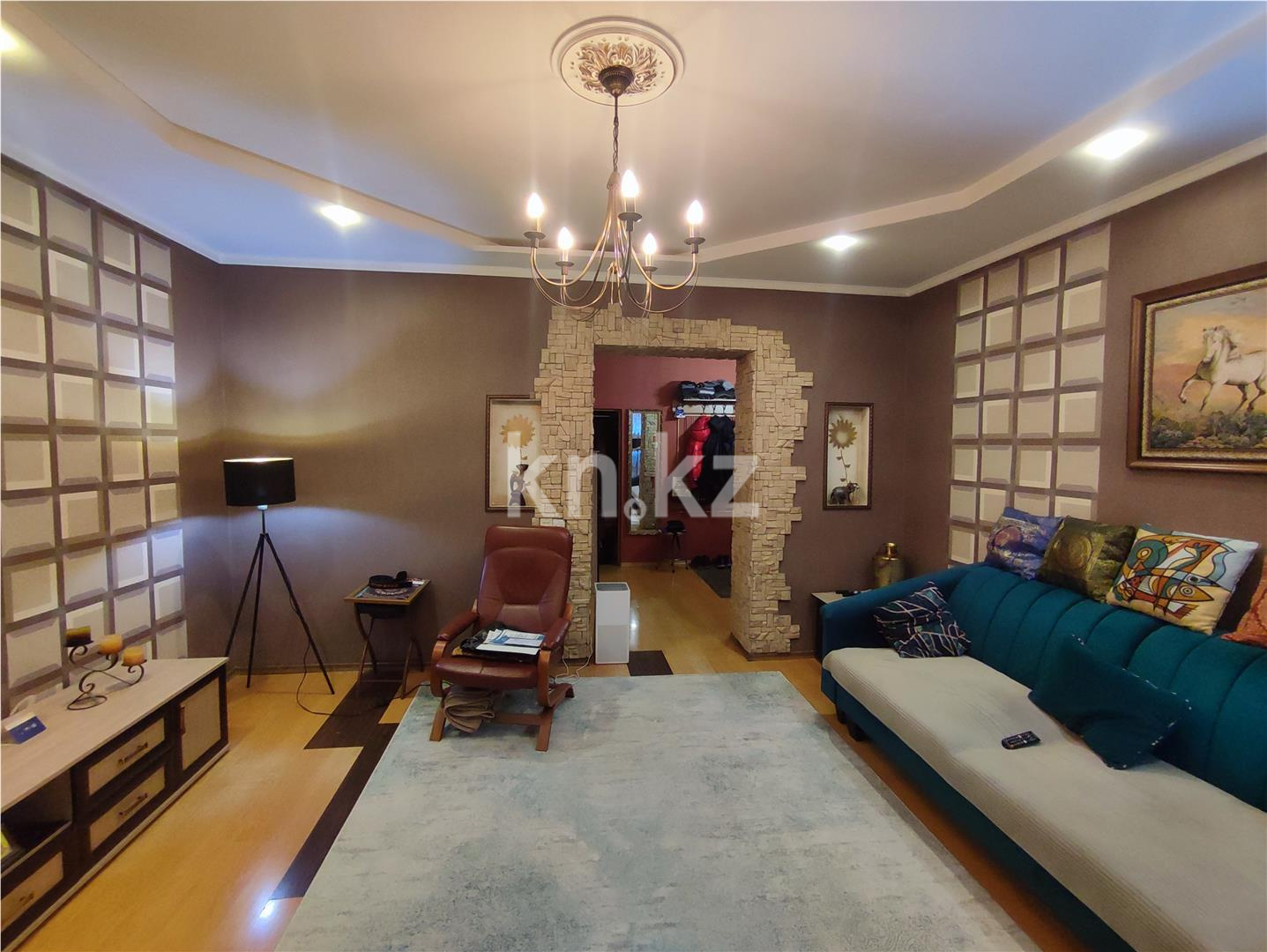 Продажа 3-комнатной квартиры, 76 м², ул. Мустафина в Караганде