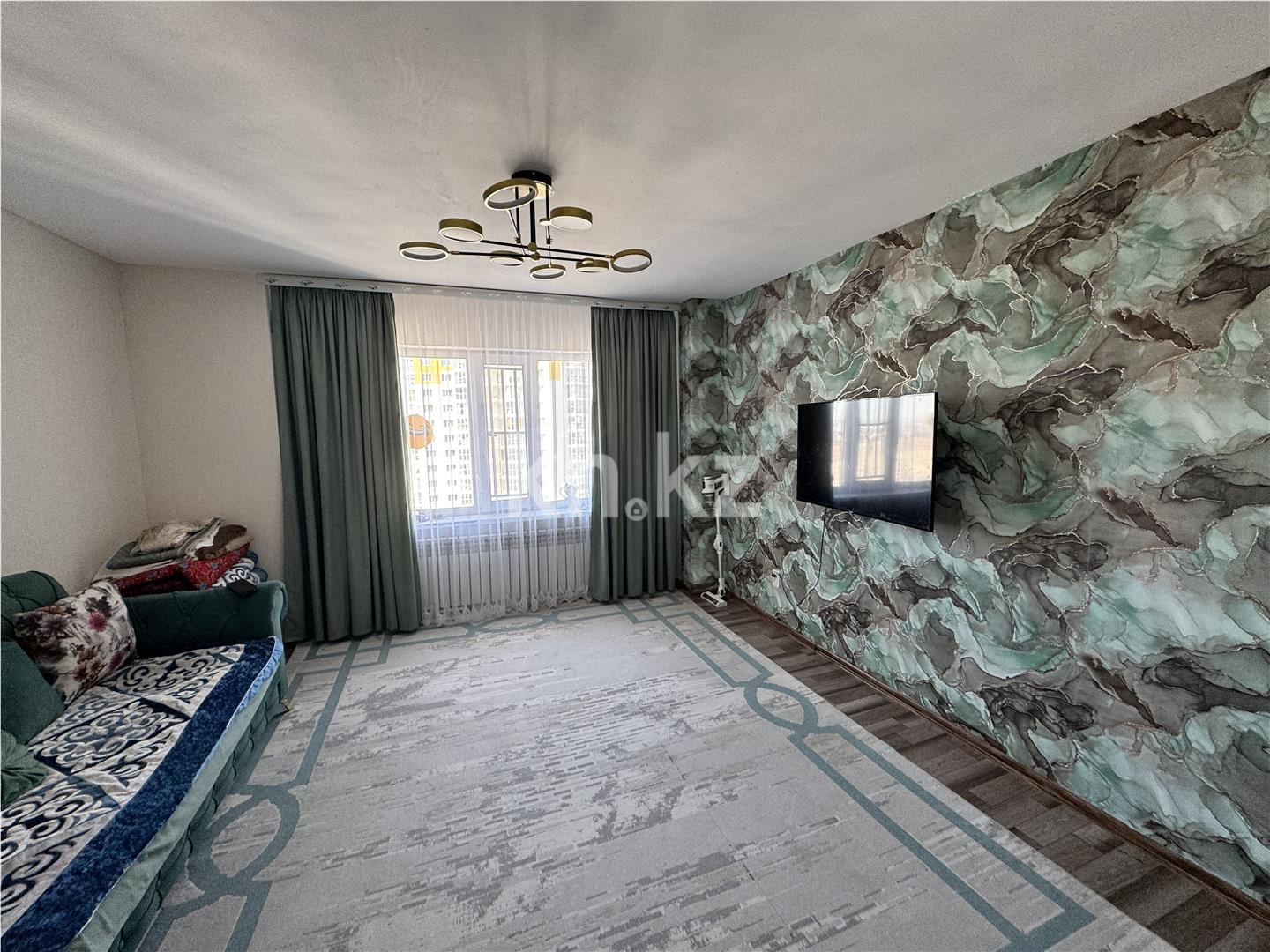 Продажа 3-комнатной квартиры, 84 м² в Караганде