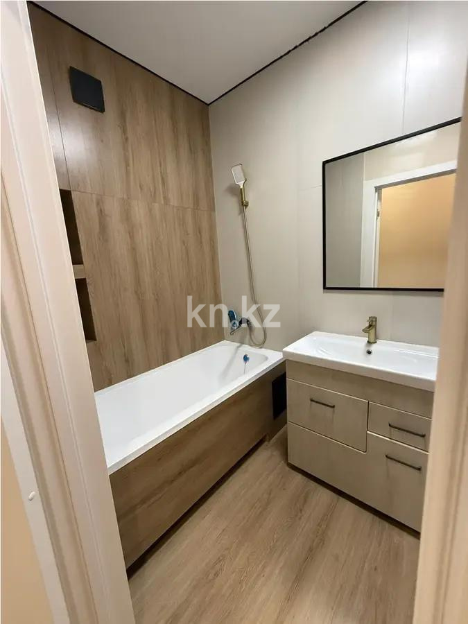 Продажа 2-комнатной квартиры, 46 м², пр. Тауелсыздык, дом  25 в Астане - фото 3