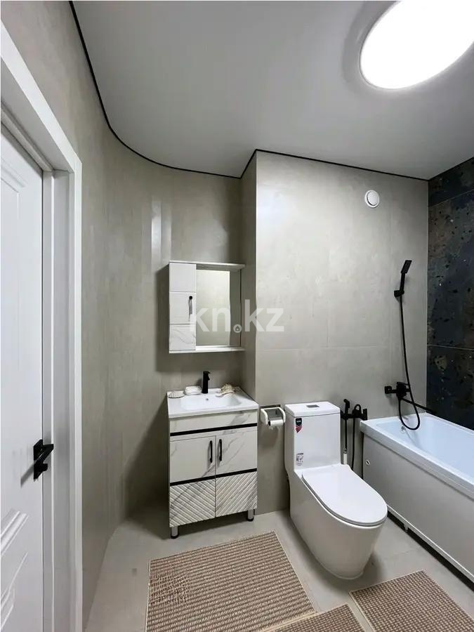 Продажа 2-комнатной квартиры, 52 м², ул. Омарова, дом  10 в Алматы - фото 2