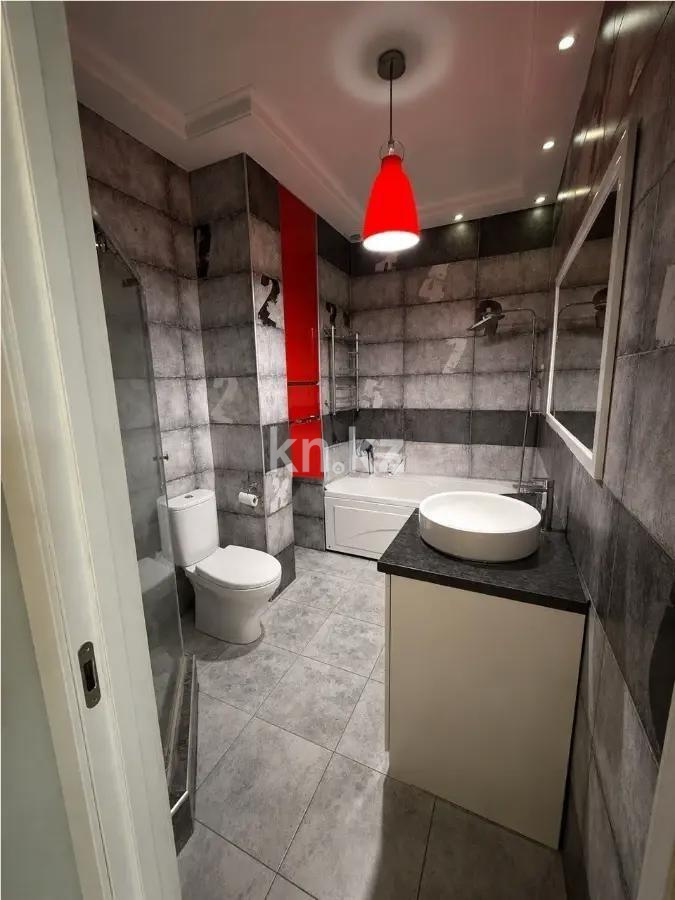 Продажа 2-комнатной квартиры, 70 м² в Алматы - фото 4