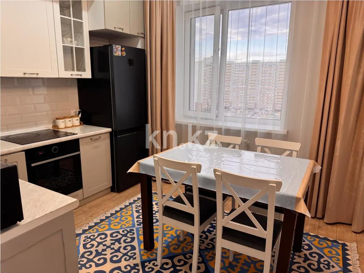 Продажа 3-комнатной квартиры, 80 м², пр. Шахтеров, дом  52Б в Караганде - фото 3