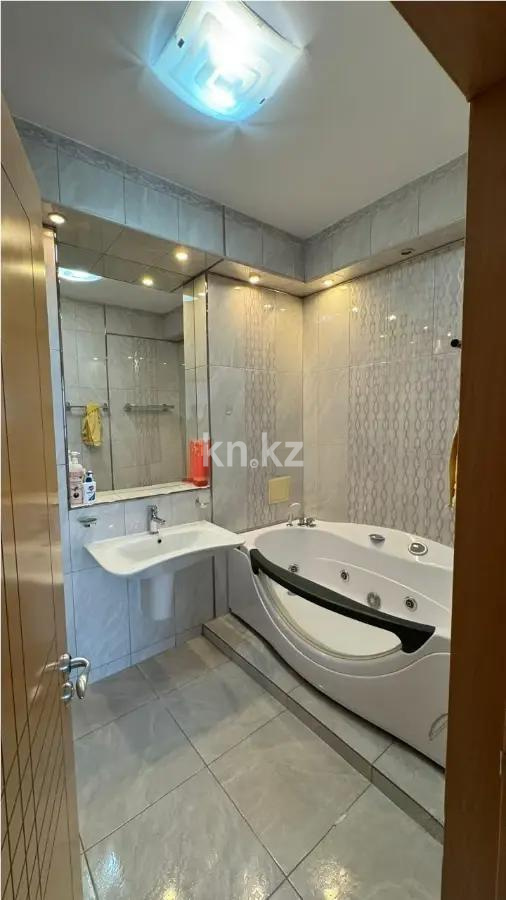 Продажа 4-комнатной квартиры, 151 м², мкр-н Керемет, дом  6/20 в Алматы - фото 7