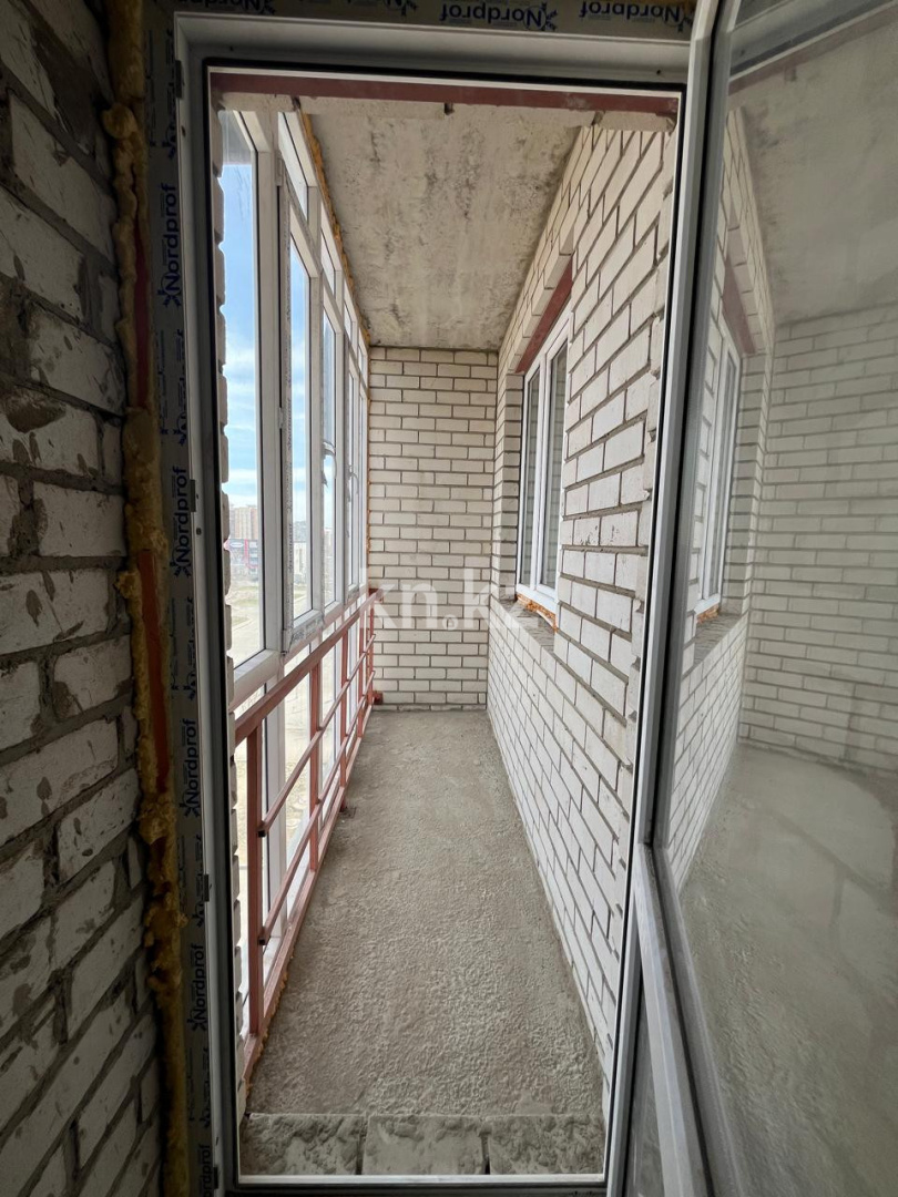 Продажа 3-комнатной квартиры, 81 м², ул. Сарыарка в Караганде - фото 9