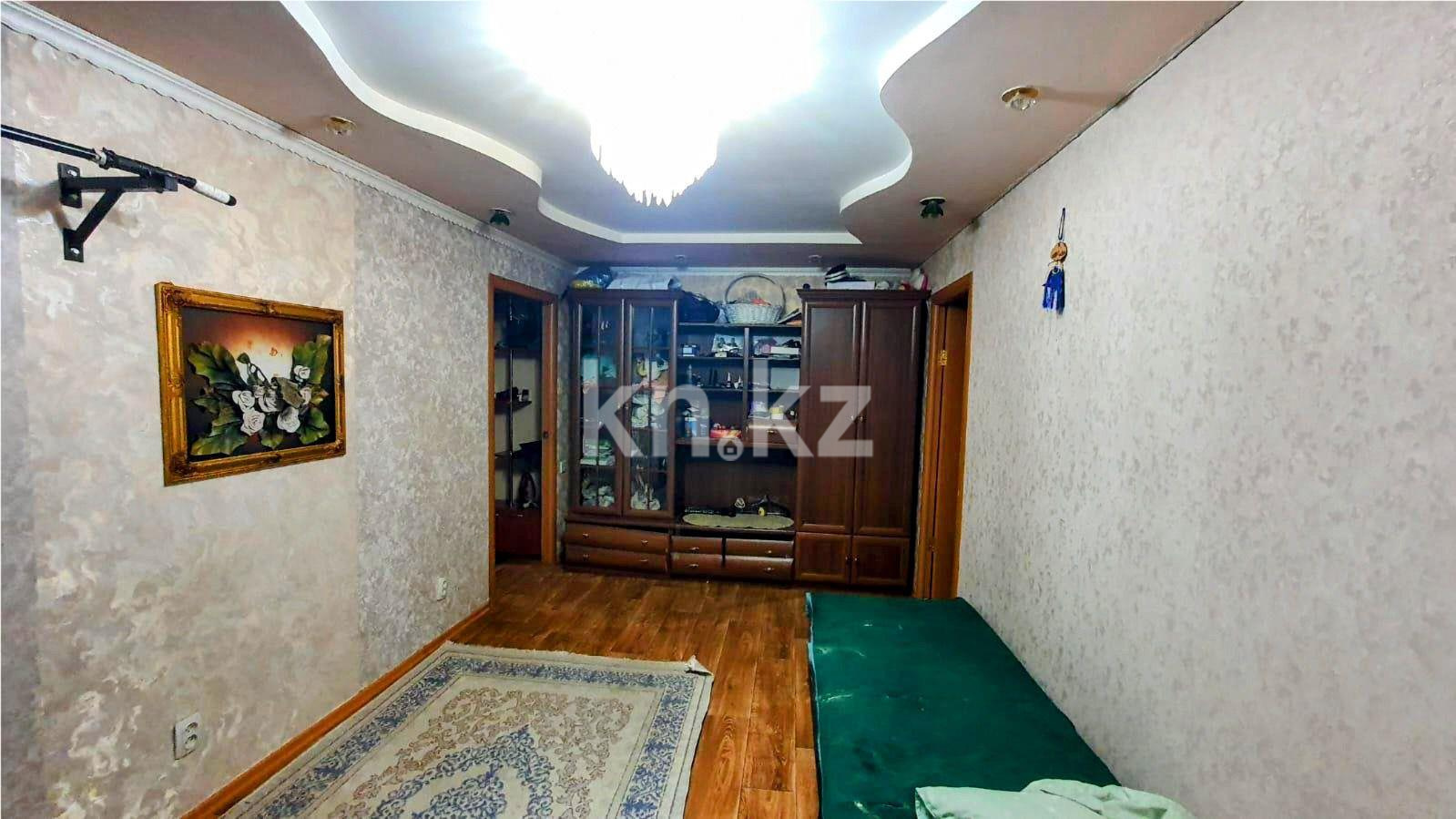 Продажа 2-комнатной квартиры, 42 м², мкр-н 12 в Караганде - фото 2