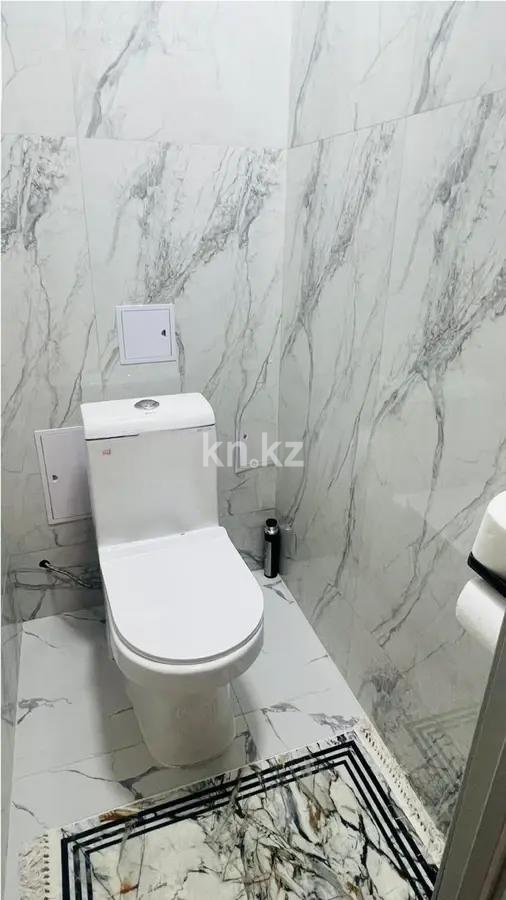 Продажа 3-комнатной квартиры, 69 м², ул. Ходжанова, дом  13 в Алматы - фото 5