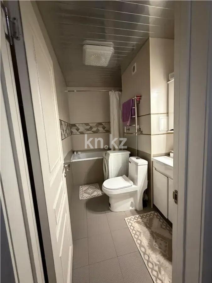 Продажа 2-комнатной квартиры, 65 м² в Алматы - фото 4