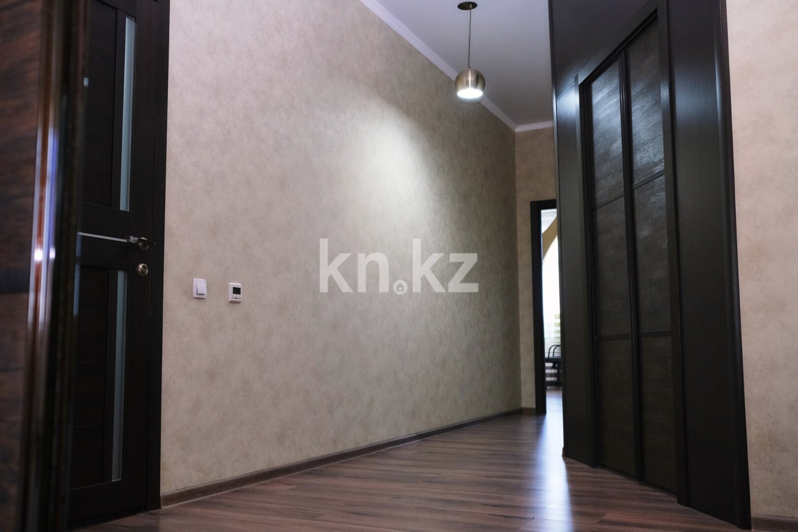 Продажа 3-комнатной квартиры, 158.3 м² в Караганде - фото 8