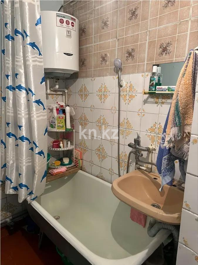 Продажа 3-комнатной квартиры, 62 м², ул. Библиотечная, дом  4 в Караганде - фото 5