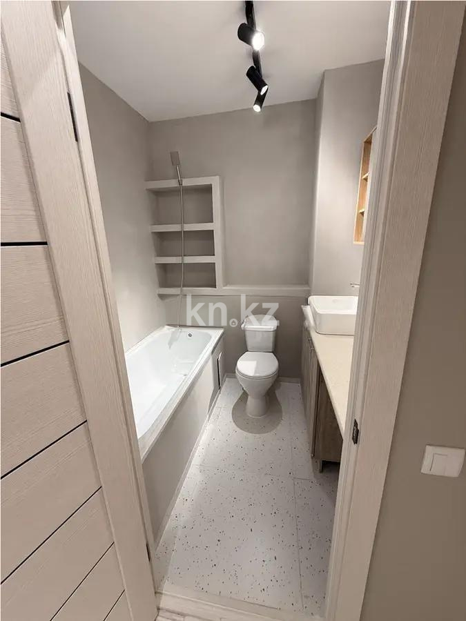 Продажа 2-комнатной квартиры, 38.4 м² в Алматы - фото 4