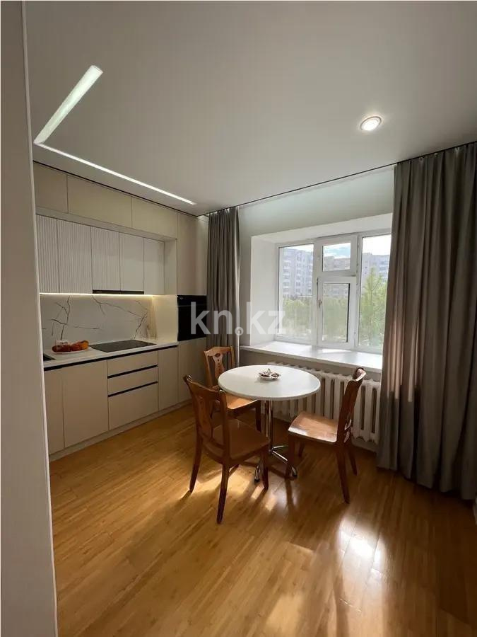 Продажа 3-комнатной квартиры, 98 м², ул. Сауран, дом  9 в Астане - фото 4