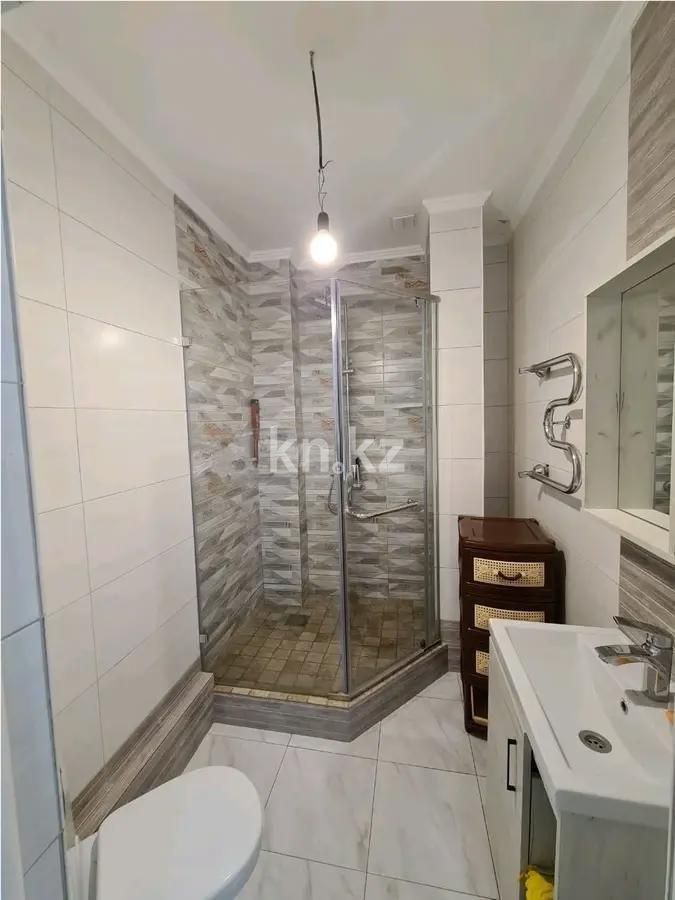 Продажа 2-комнатной квартиры, 82 м², ул. Косшыгулулы, дом  6 в Астане - фото 4