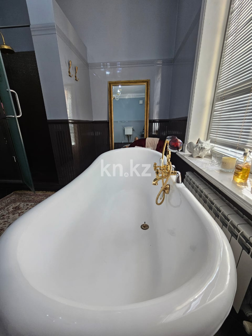 Продажа 6-комнатного дома, 600 м², ул. Оспанова в Алматы - фото 9