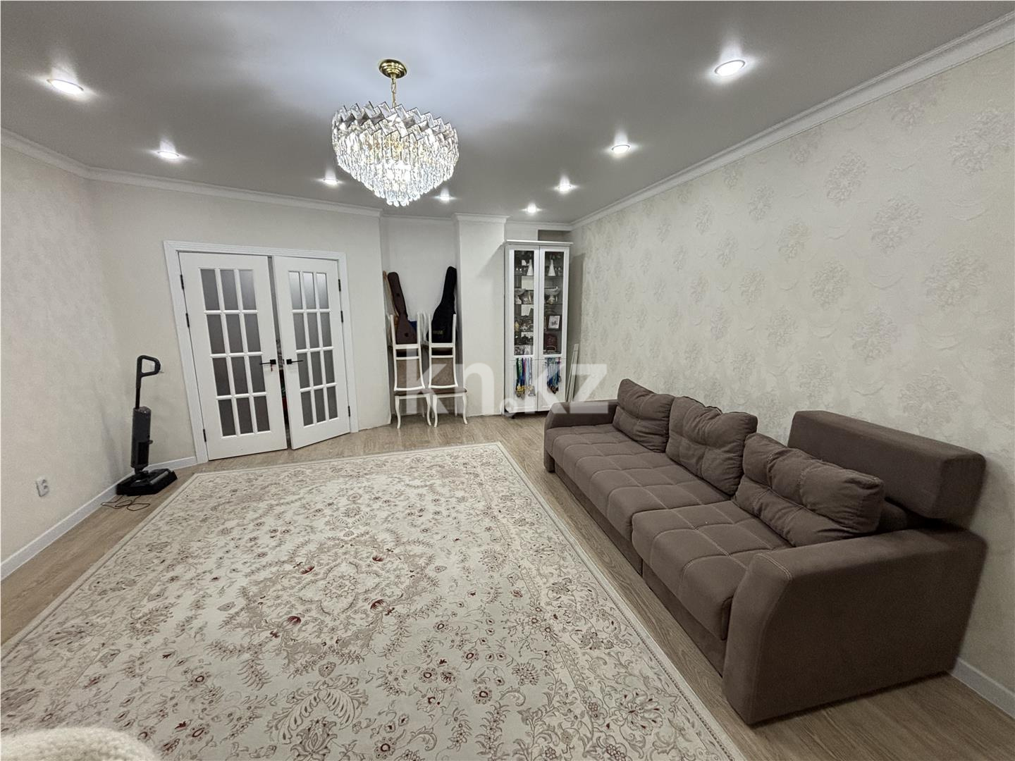 Продажа 3-комнатной квартиры, 94.1 м², ул. Сыганак в Астане - фото 2