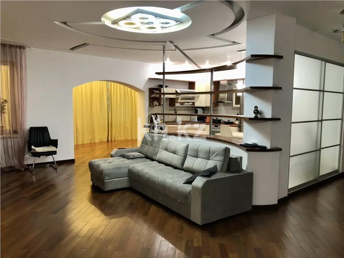 Продажа 5-комнатной квартиры, 186.4 м², мкр-н Самал-3, дом  25 в Алматы