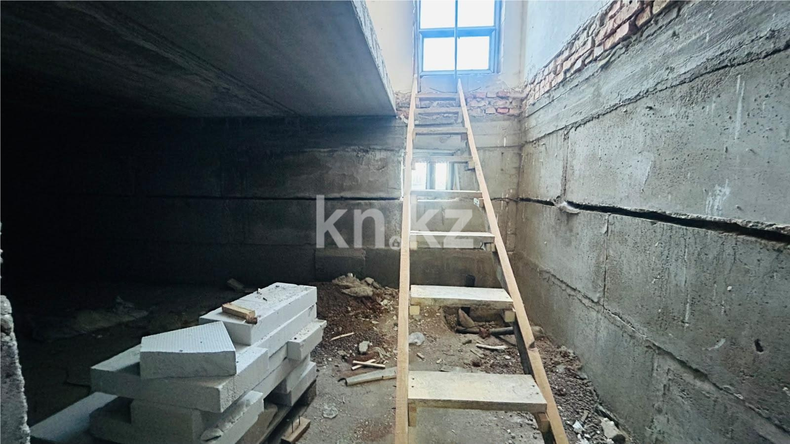 Продажа 5-комнатного дома, 211.5 м² в Караганде - фото 17