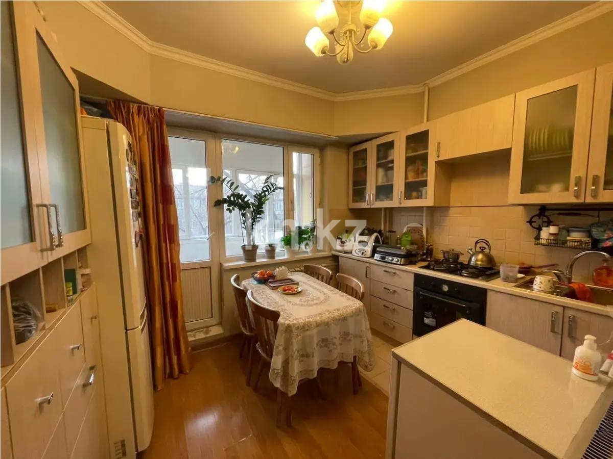 Продажа 2-комнатной квартиры, 60 м², ул. Панфилова, дом  52 в Алматы - фото 3